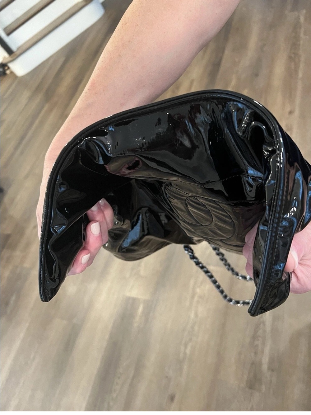 CHANEL Black Patent Leather Tote Bag - Picture 11 of 12